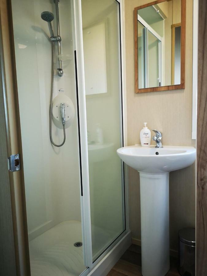 Pebble Bay Retreat Βίλα Milford on Sea Εξωτερικό φωτογραφία